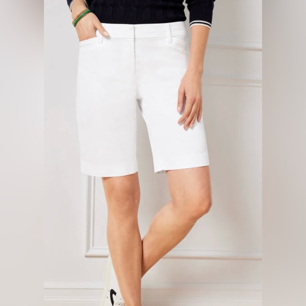 Peter Millar Women’s Shorts White Size 10